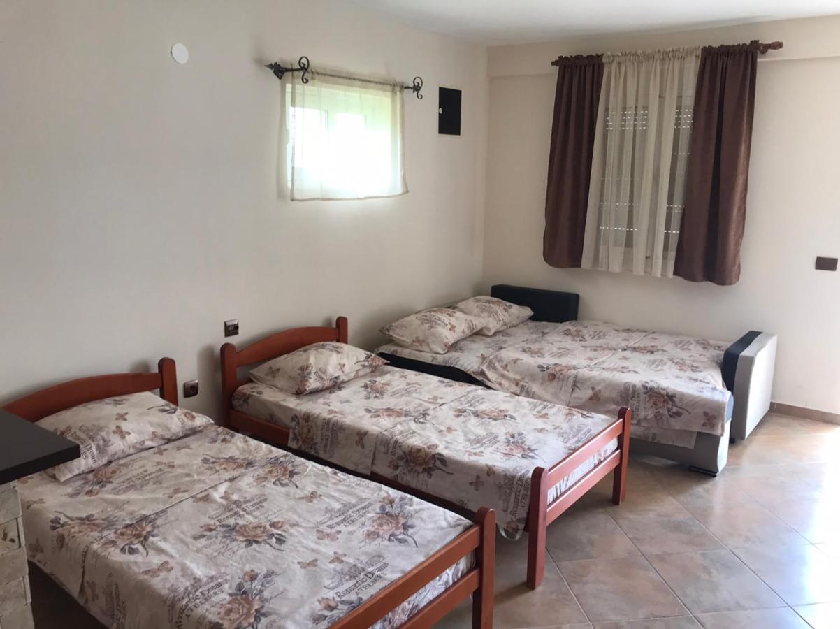 Apartments Monte Casa Бар Экстерьер фото